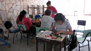 missionarios_montagem_brinquedos