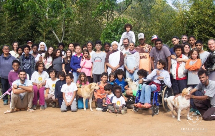 Família na Comunidade-Luz Nova Terra